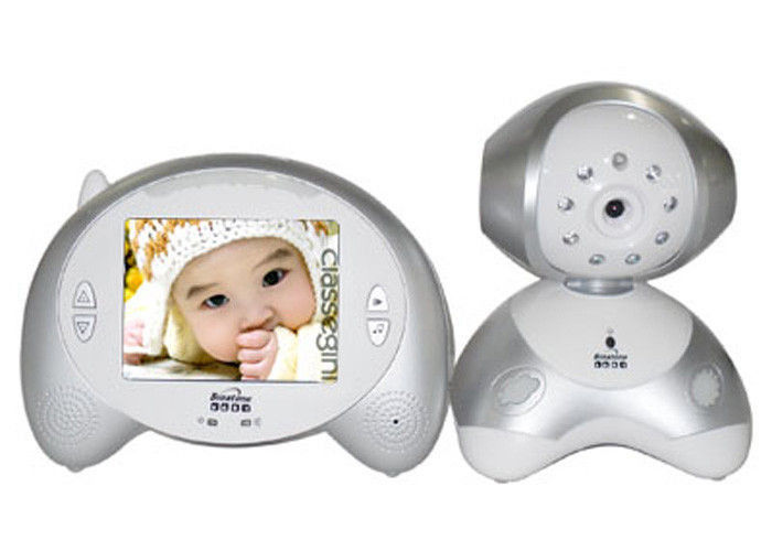 Security Color LCD 2.4 GHz Digital Wireless baby audio / Video monitors in the kitchen